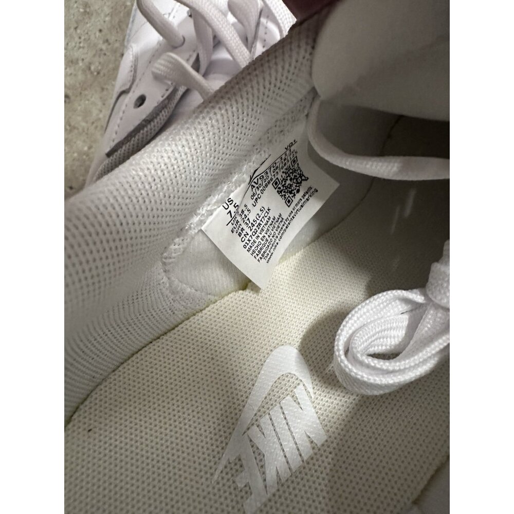 Nike Blazer Low LE Sneakers Leather White - Picture 9 of 9